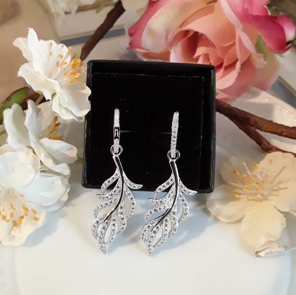 E3 NEW  Diamond Sterling Feather Earrings - Picture 5 of 8